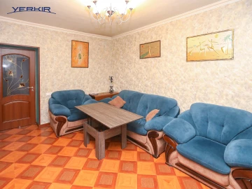 Բնակարաններ Կոդ` 10+221358