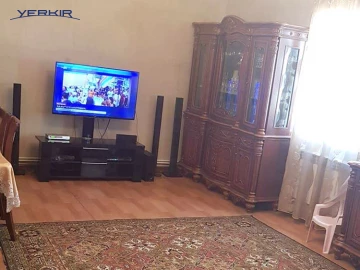 Houses Code: 4+505952