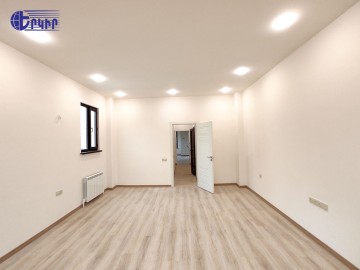 Առանձնատներ Կոդ` 10+501381