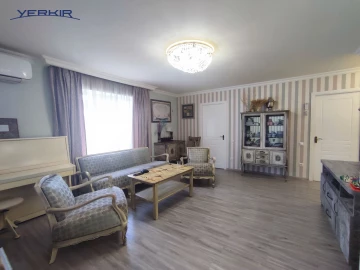 Բնակարաններ Կոդ` 9+313120