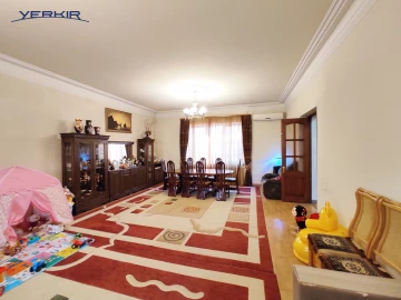 Houses Code: 10+514232