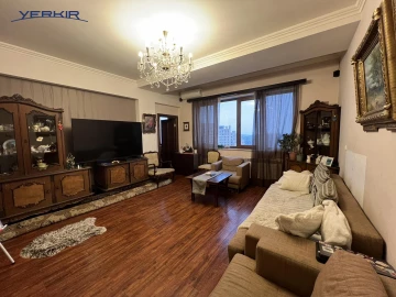 Բնակարաններ Կոդ` 8+315635