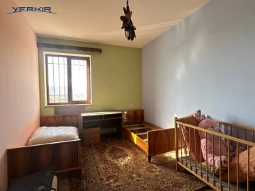 Houses Code: 5+514444