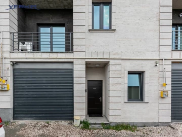 Houses Code: 8+517339