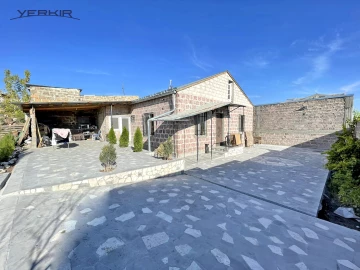 Houses Code: 3+513438