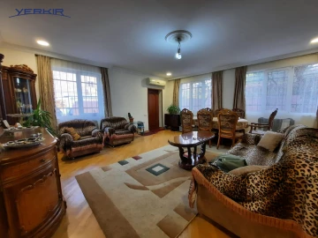 Apartments Code: 5+314463