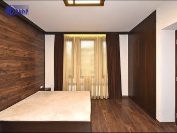 Houses Code: 5+50149