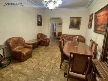 Apartments Code: 4+216272