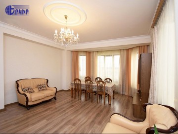 Houses Code: 5+50589