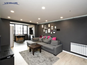 Բնակարաններ Կոդ` 5+313426