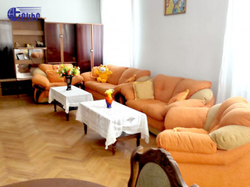 Houses Code: 6+503890