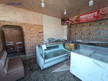 Commercial properties Code: 9+911131