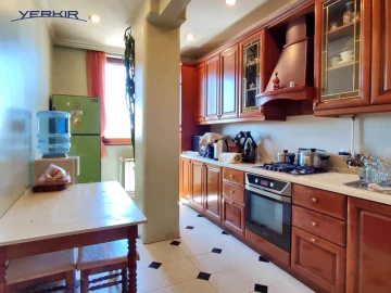 Բնակարաններ Կոդ` 4+311034