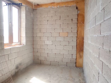 Houses Code: 8+509359