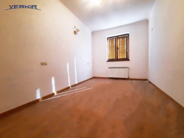 Բնակարաններ Կոդ` 5+814593