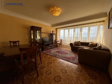 Apartments Code: 10+4998367