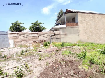 Land areas Code: 10+610773