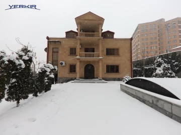 Առանձնատներ Կոդ` 9+515525