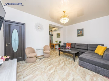 Квартиры Код 5+218975