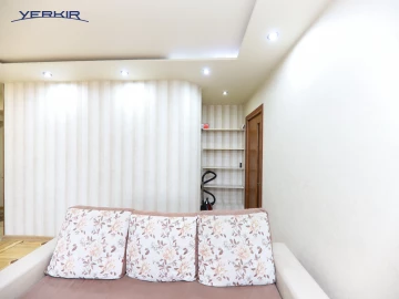 Բնակարաններ Կոդ` 5+213774