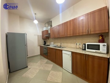 Բնակարաններ Կոդ` 5+33346