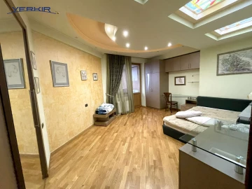 Բնակարաններ Կոդ` 3+407722