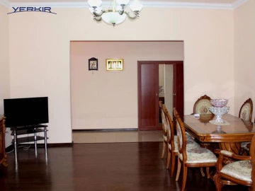 Բնակարաններ Կոդ` 10+20117