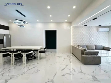 Apartments Code: 9+317608