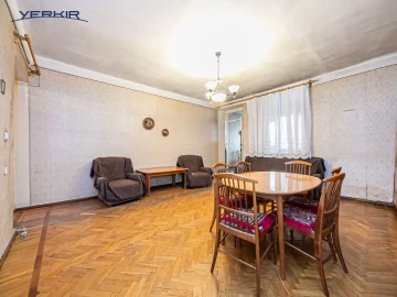 Houses Code: 1+517107