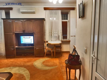 Բնակարաններ Կոդ` 4+111689