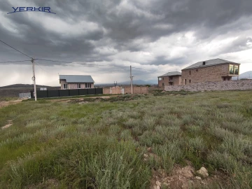 Հողատարածք Կոդ` 5+618075