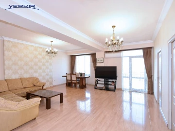 Apartments Code: 5+320102