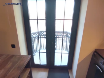 Բնակարաններ Կոդ` 5+108243