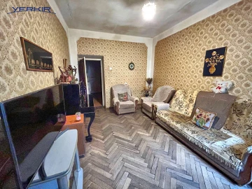 Apartments Code: 4+413488