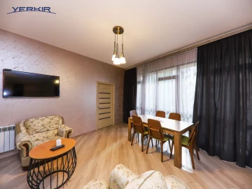 Apartments Code: 9+314125