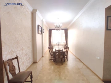 Apartments Code: 10+809202