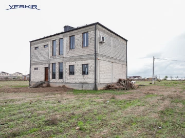 Առանձնատներ Կոդ` 10+517524