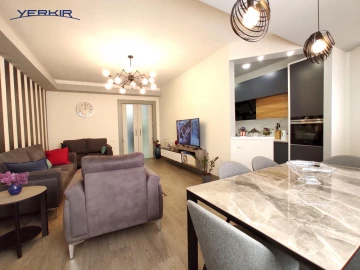 Apartments Code: 9+4993039