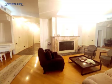 Houses Code: 10+505572