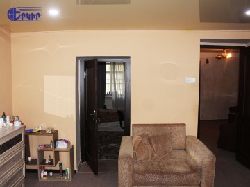 Առանձնատներ Կոդ` 10+50251