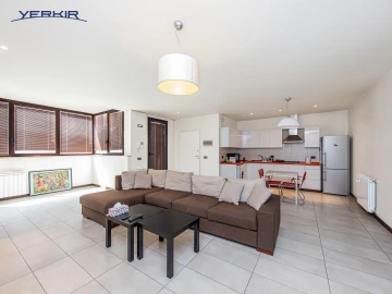 Apartments Code: 9+312724