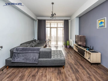 Apartments Code: 10+316582