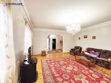 Houses Code: 10+513631