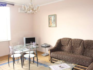 Բնակարաններ Կոդ` 5+10412