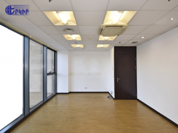 Commercial properties Code: 10+90049