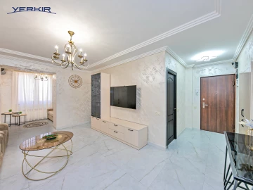 Apartments Code: 5+218071