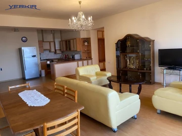 Apartments Code: 5+404350