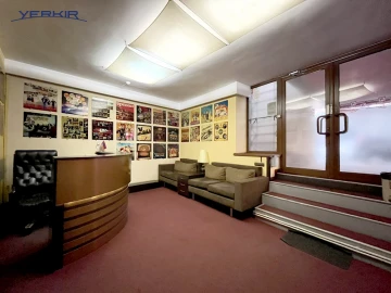 Commercial properties Code: 3+908368