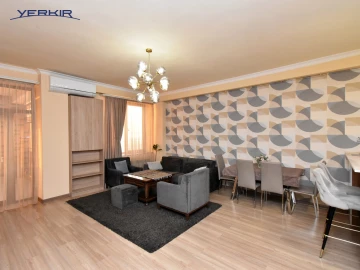 Բնակարաններ Կոդ` 5+320788