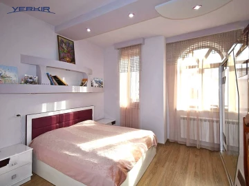 Առանձնատներ Կոդ` 5+501123